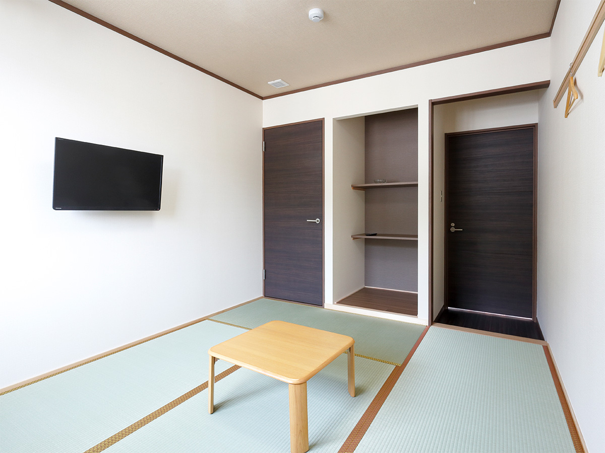 6 Tatami Mat Japanese Style Room / Dinner and Breakfast