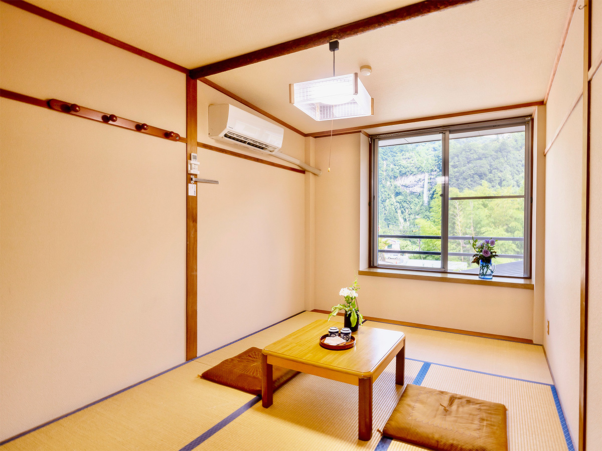 6 Tatami Mat Japanese Style Room / Dinner and Breakfast